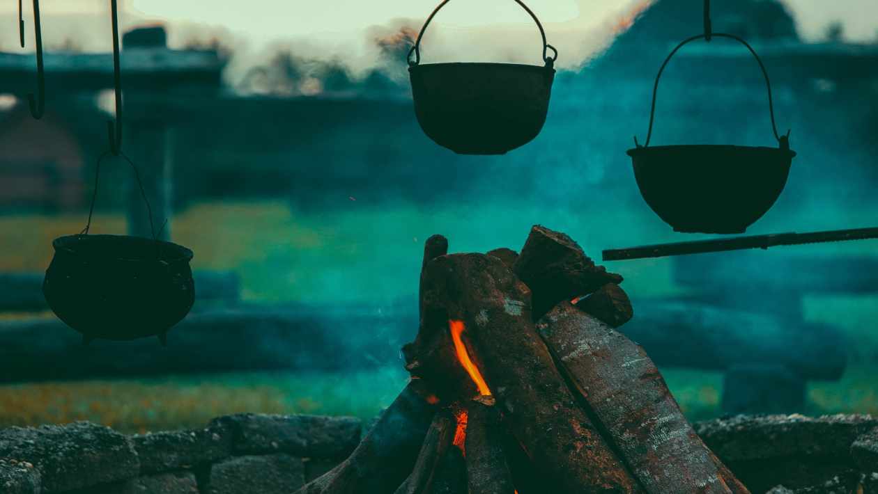 Camping Food List to Cook or Carry Food to Your Campsite